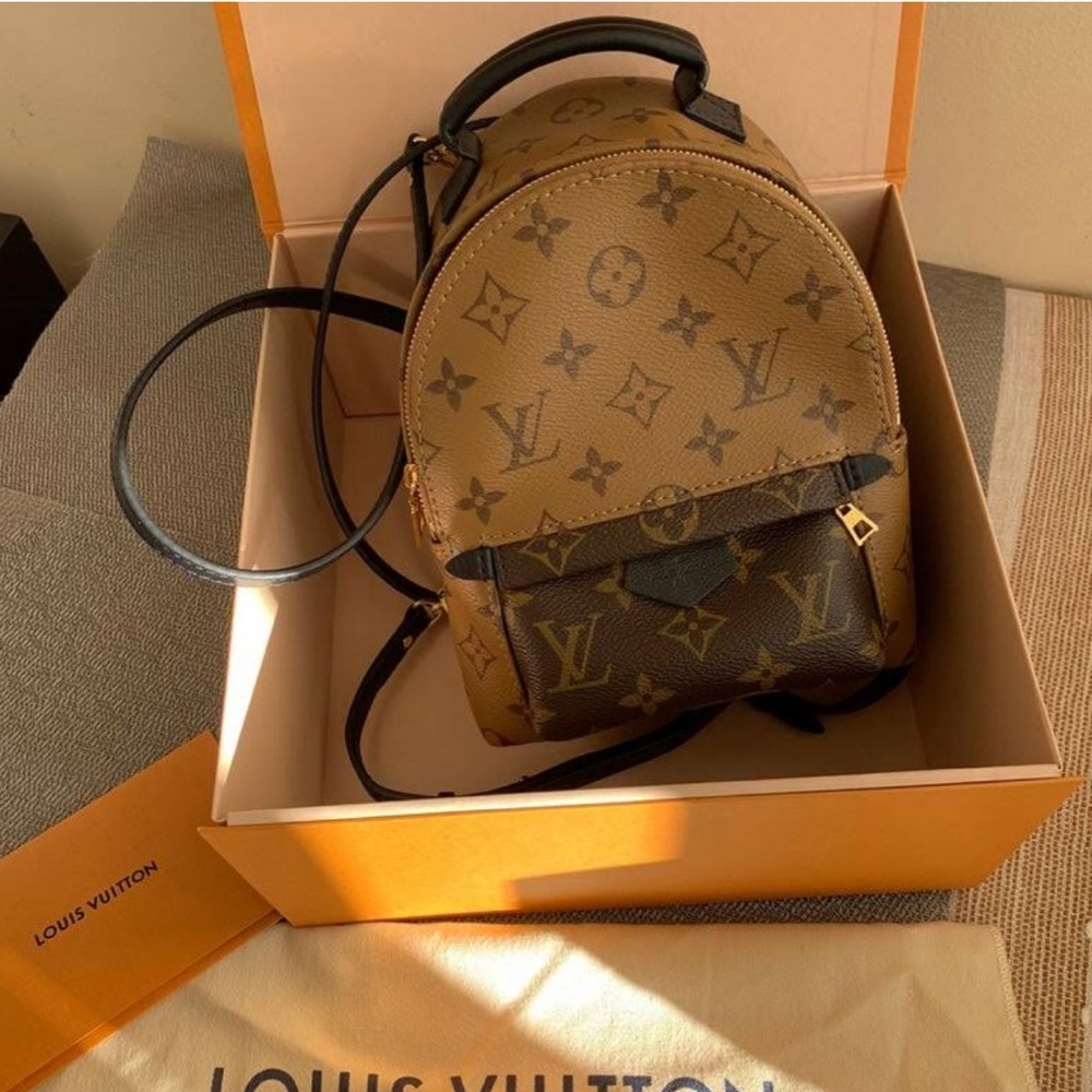 Louis Vuitton Pochette Métis Reverse